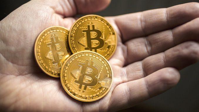 Aurul, petrolul şi criptomonedele vor fi vedetele pieţelor financiare în 2018