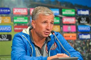 Dan Petrescu, indecis asupra primului 11 