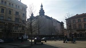 O clădire gestionată de doi infractori dovediți sluțește Clujul GALERIE FOTO