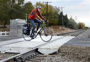 Se întâmplă la Cluj: Pistă pentru biciclete în loc de cale ferată