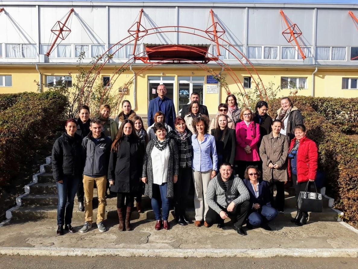 “Love for Life” şi NTT DATA Romania aduc tehnologia în viața a sute de elevi din mediul rural