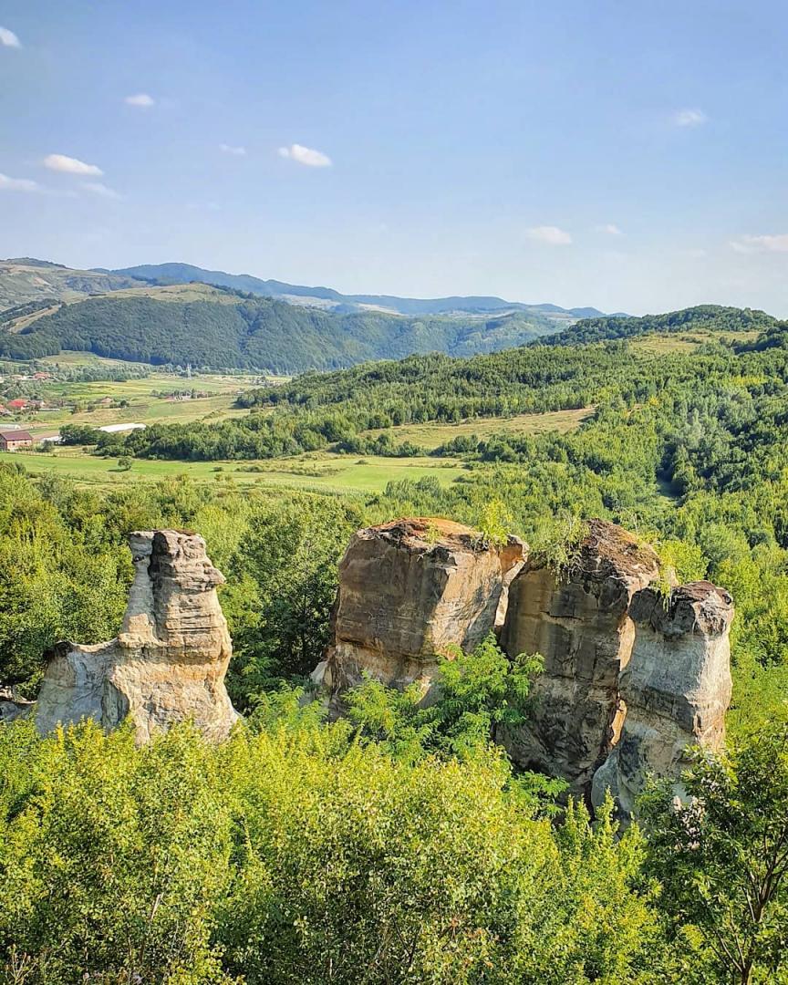 Castelul Ciorii, o bijuterie arhitecturală la doi paşi de Cluj. Ce mai puteţi vizita în zonă