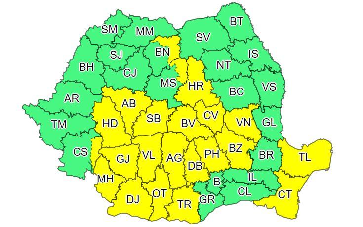 Alertă meteo de vreme rea. Se întorc furtunile!