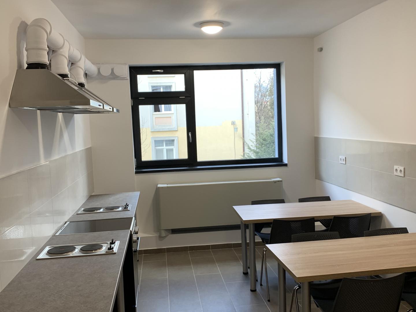 Căminul 7 UMF Cluj din Hașdeu, renovat cu 10 milioane de lei a fost inaugurat azi