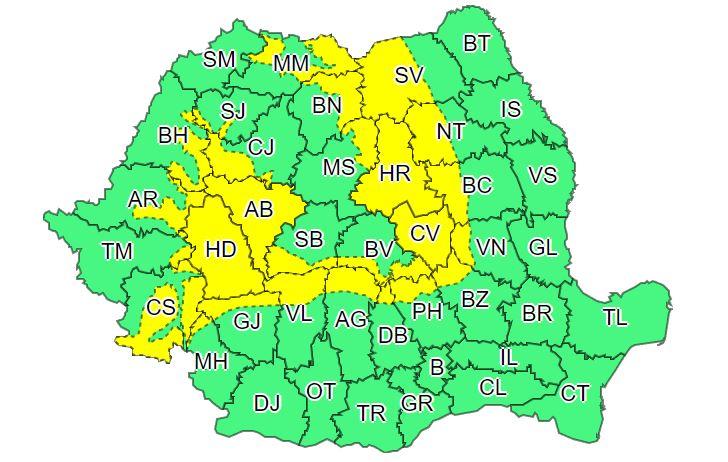 Noi avertizări meteo: FURTUNI și trei zile de CANICULĂ în Cluj