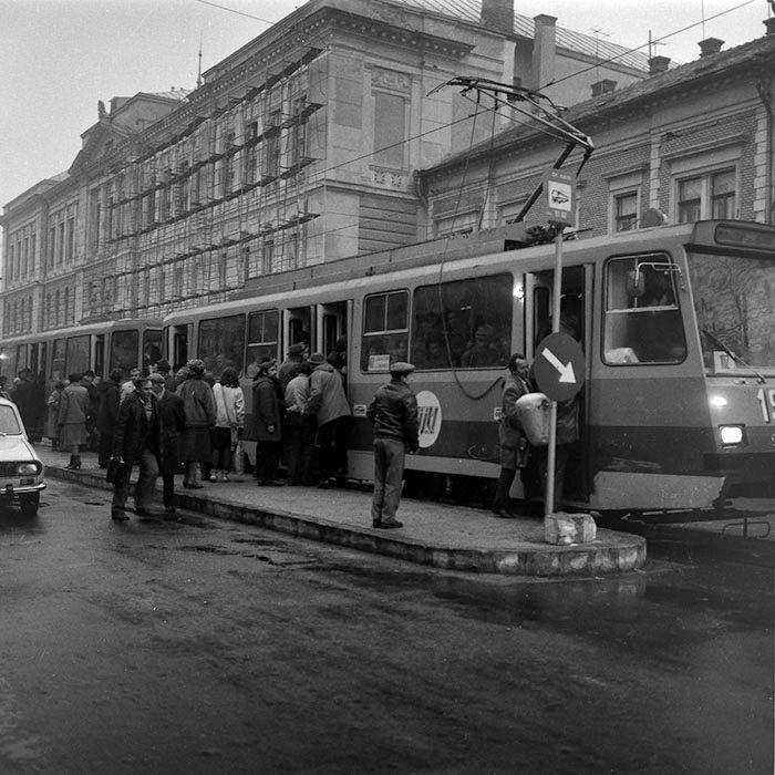 Amintiri din vechiul Cluj. Stația de tramvai de pe Barițiu, finalul anilor 1980