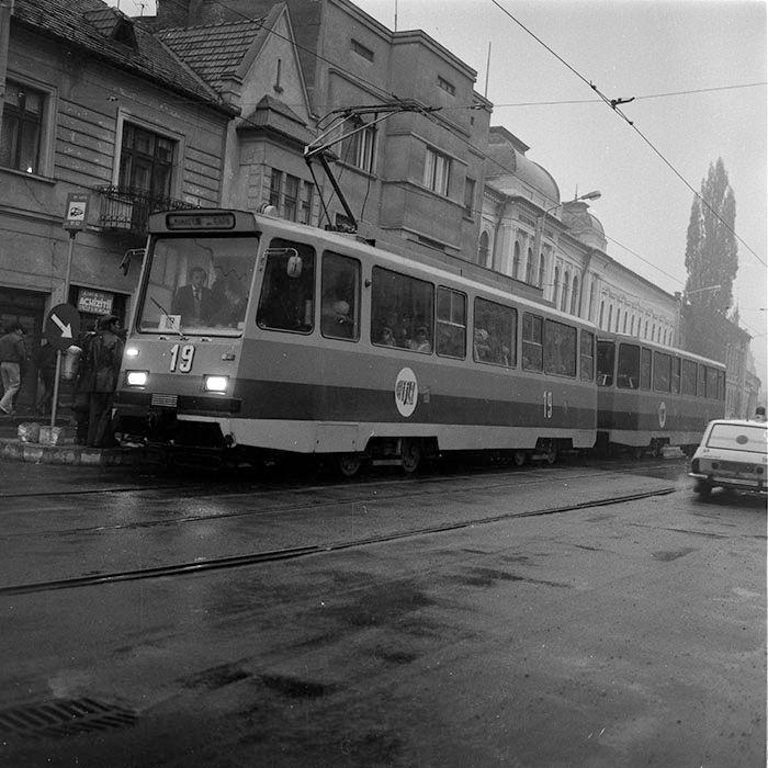 Amintiri din vechiul Cluj. Stația de tramvai de pe Barițiu, finalul anilor 1980