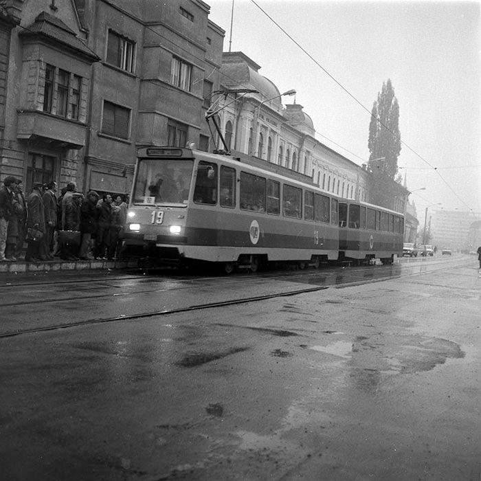 Amintiri din vechiul Cluj. Stația de tramvai de pe Barițiu, finalul anilor 1980