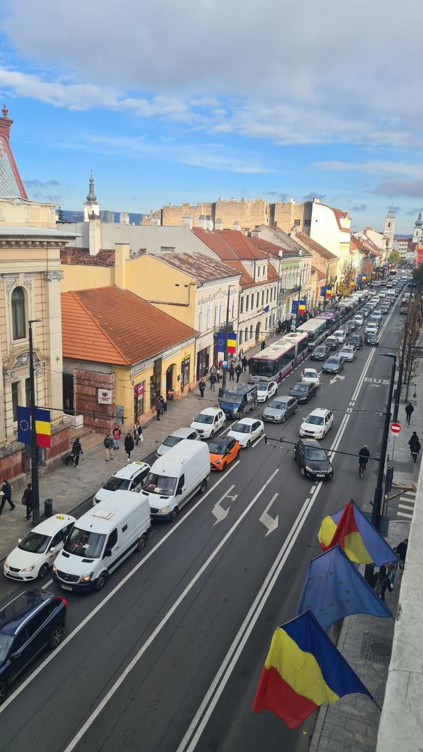 Taximetriștii din Cluj, protest în centrul orașului. Au blocat străzile