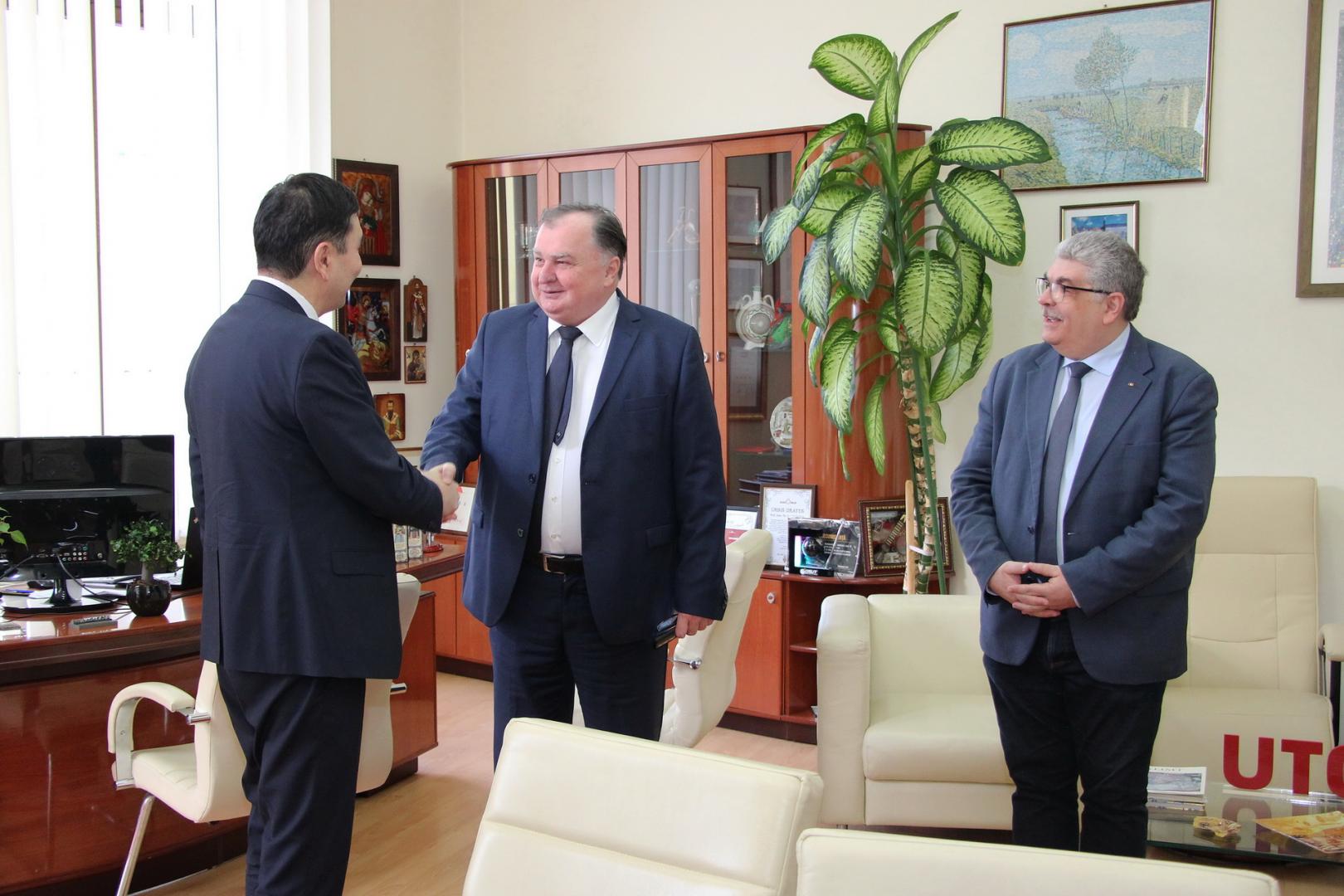 Rectorul de la Kyrgyz State Technical University, în vizită la Universitatea Tehnică din Cluj-Napoca