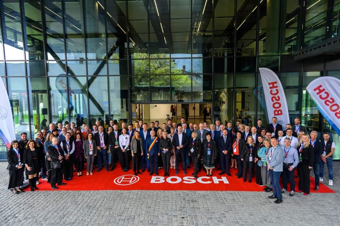 Rectorul Universității Tehnice din Cluj-Napoca, prezent la inaugurarea noului complex de birouri și laboratoare din Centrul de Inginerie Bosch