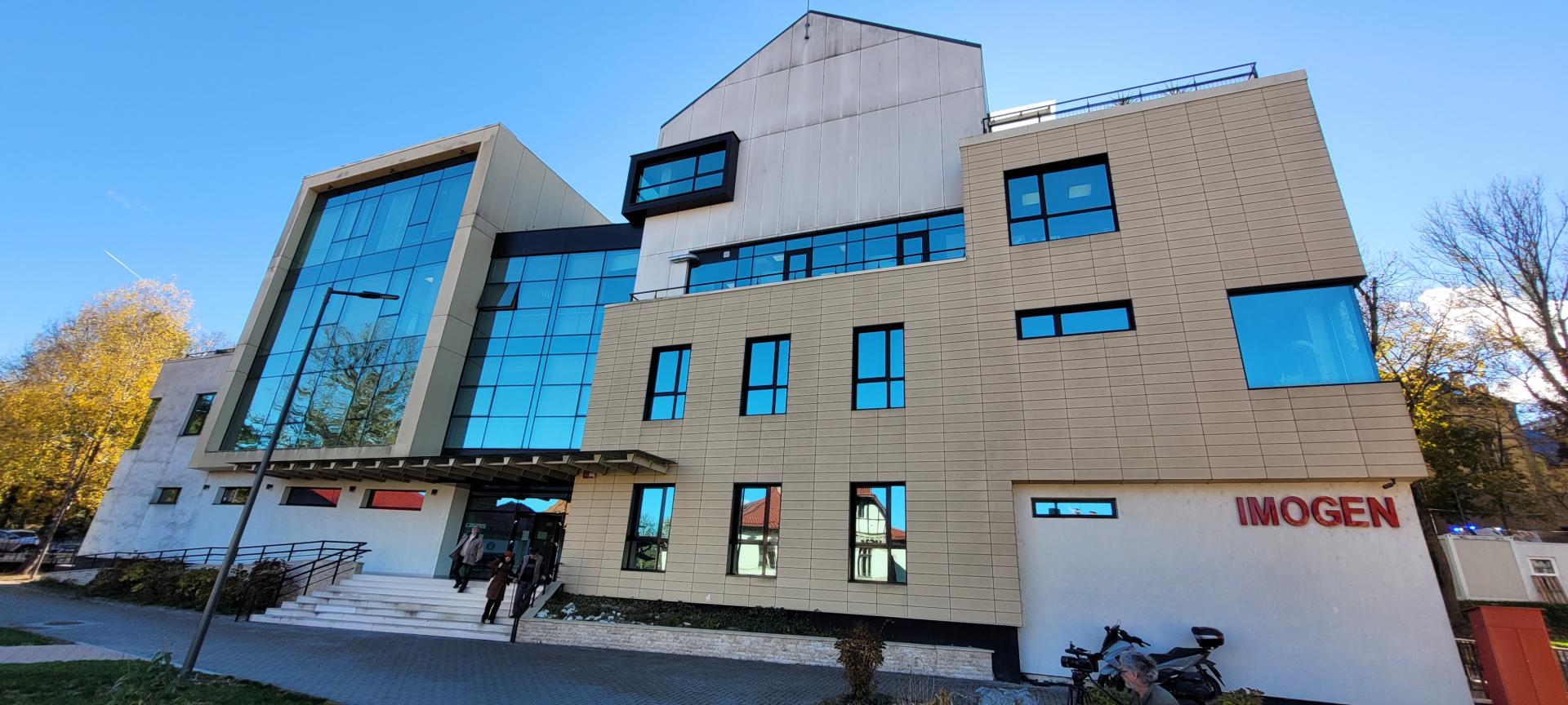 Aparate RMN de ultimă generație la SCJU Cluj. Tehnologia bazată pe AI reduce timpul examinării și crește calitatea imaginilor