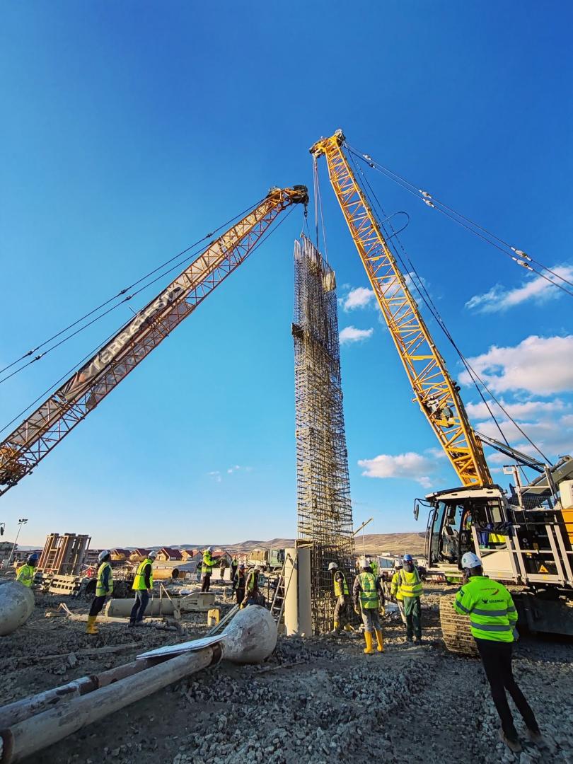 METROU CLUJ. Carcasa de armătură a fost introdusă în pereții mulați ai puțului de lansare 