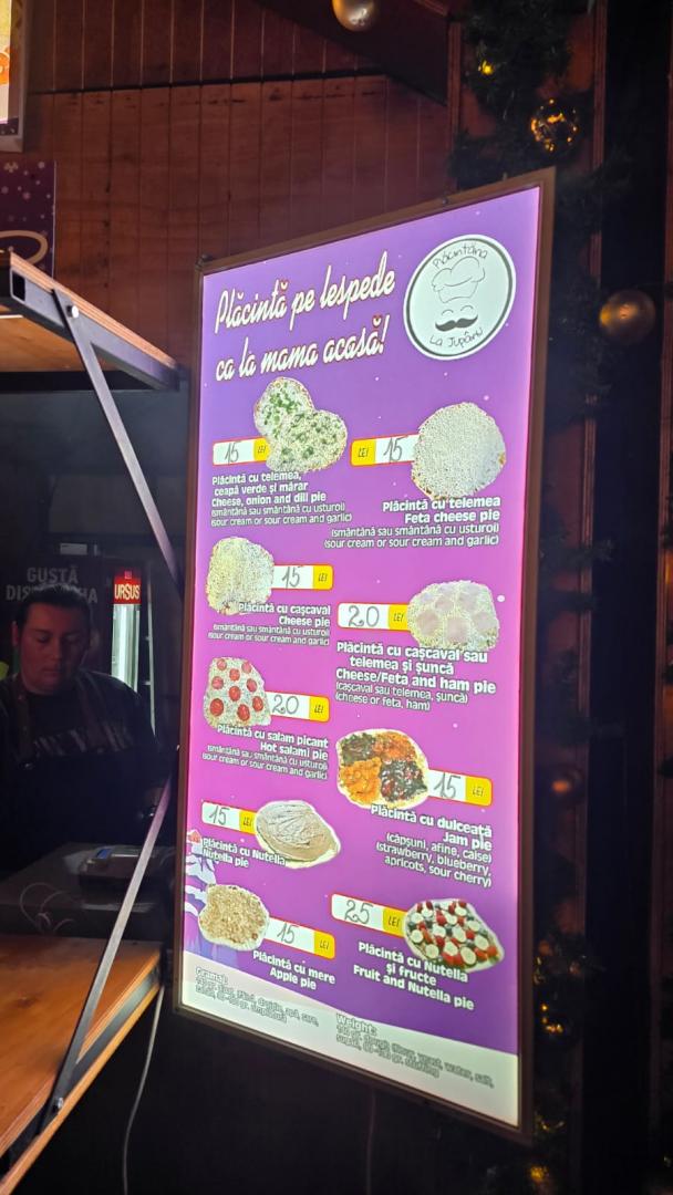 Târgul de Crăciun din Cluj-Napoca 2025. Ce PREȚURI sunt: Cât plătești pentru un vin fiert sau un Kürtős kalács / Programul pentru weekendul 21 - 23 no