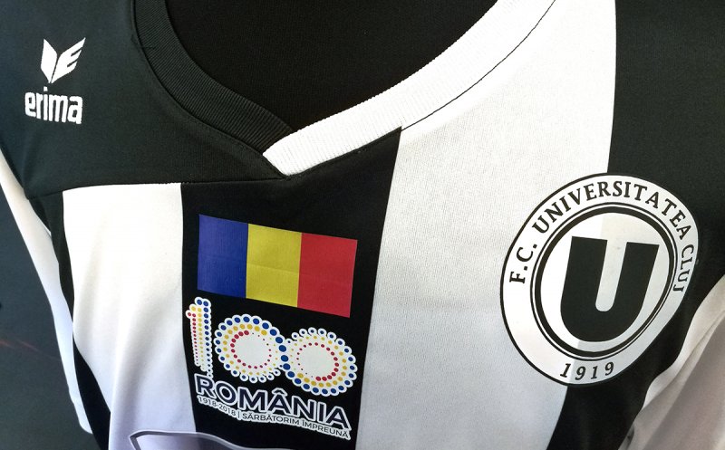 FOTO | FC Universitatea Cluj va îmbrăca tricouri personalizate cu sigla Centenarului Marii Uniri