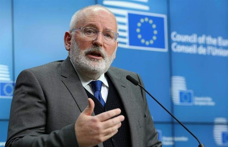 Timmermans: Poliţia magistraturii trebuie făcută de magistraţi, nu de către ministrul Justiţiei sau de vreun politician