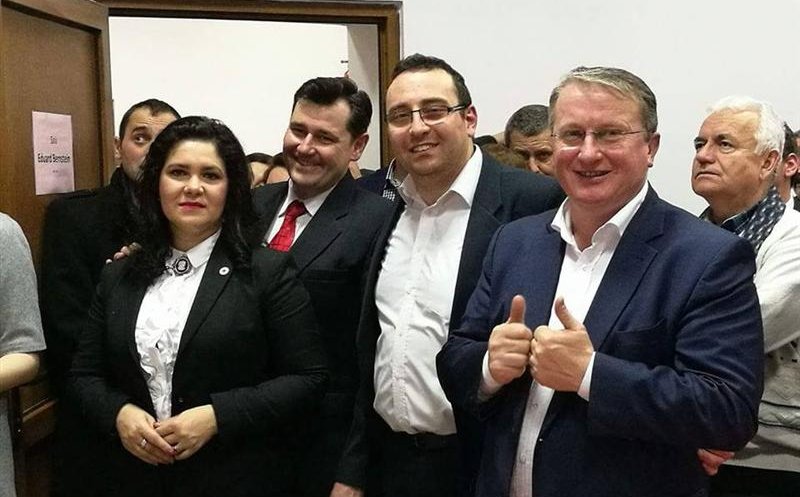 Liderii social democraţilor clujeni, reacţii după congresul „zero funcţii pentru Cluj". „Mai importante sunt proiectele guvernamentale din judeţ"