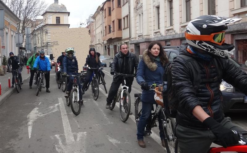 În ciuda şicanelor cu Poliţia, se reia Marşul Bicicliştilor Clujeni + Cerinţe pentru Primărie