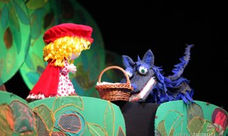 Spectacolul „Scufița Roșie și lupul cel flămând” revine pe scena Teatrului „Puck”