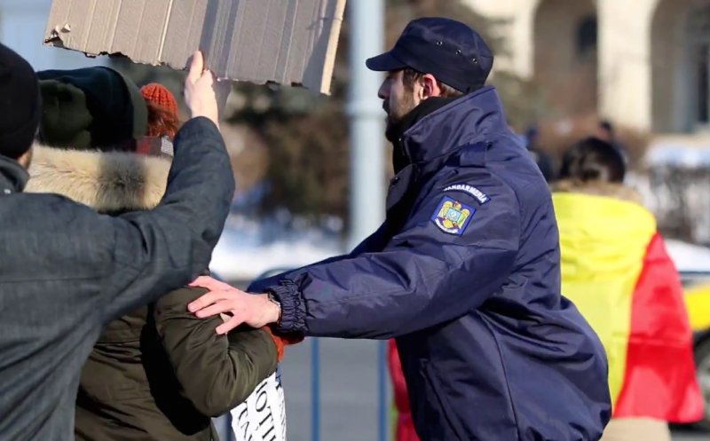 Ministrul Dan, despre amenda dată surdo-mutului care ar fi scandat lozinci anti-PSD: E o eroare de redactare