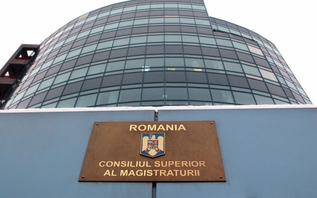 CSM cere lămuriri Comisiei Europene privind interesul pentru unele dosare de corupție