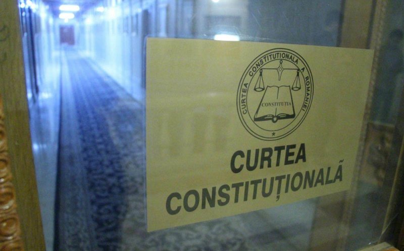Instanţa supremă sesizează CCR pe legea privind statutul magistraţilor