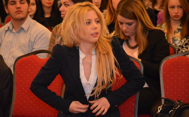 Blonda de la PSD Cluj care a ajuns pe lista celor mai sexy funcționare din Guvern
