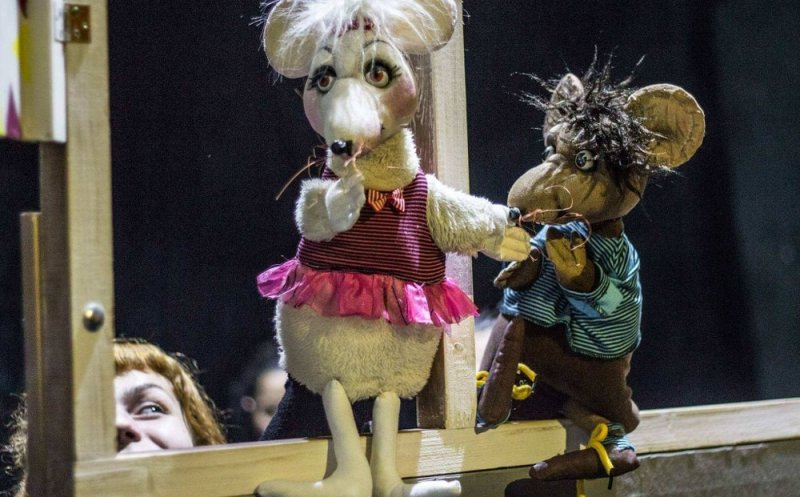 „Șoricelul fără frică” și „Capra cu trei iezi”, pe scena Teatrului „Puck”