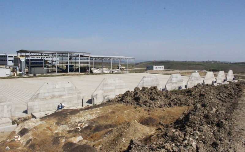 Centrul de deşeuri din Cluj, gata în 2018. Activiştii de mediu sunt de altă părere: "Nu va fi gata niciodată şi ne mănâncă infringementul"