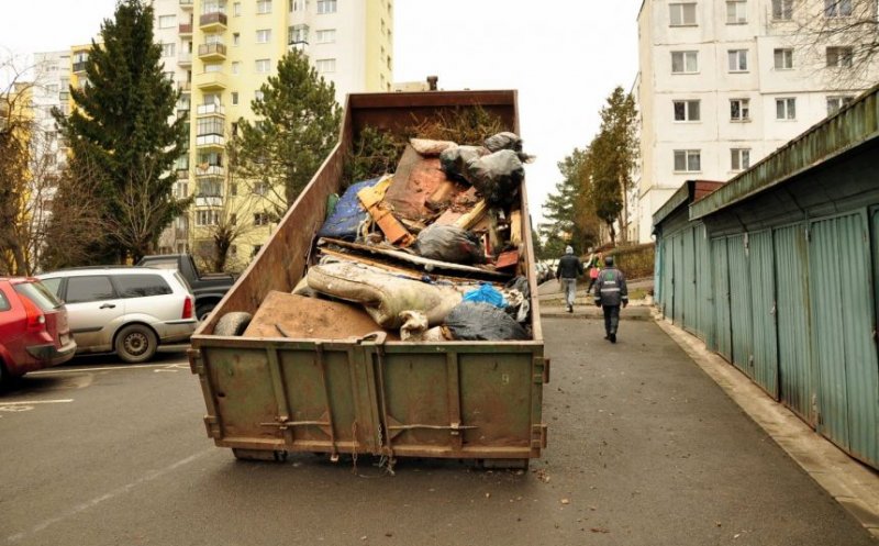 Mănășturenii și-au curățat cartierul de gunoaie