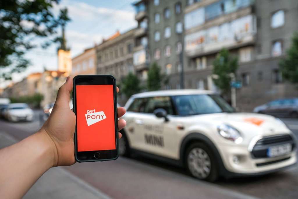 Carsharing cu smartphone-ul. Start-up-ul din Cluj, investiţie de 1 milion de euro