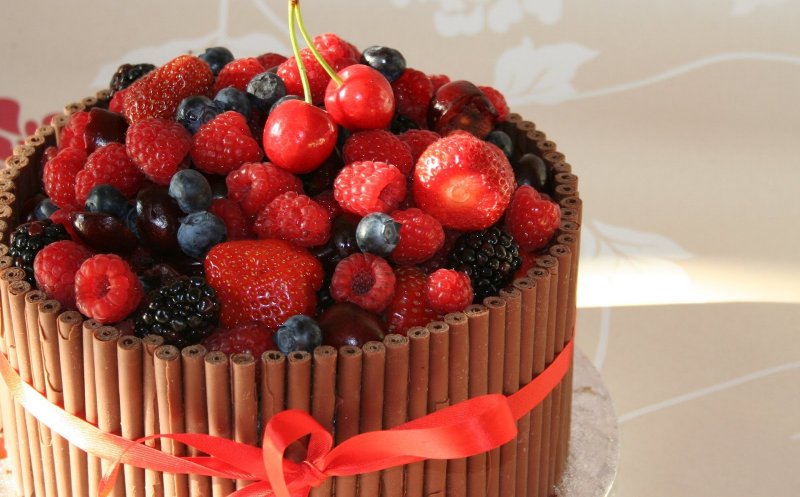 Dieta minune cu fructe de pădure. Digestie mai uşoară, energie şi piele întinerită