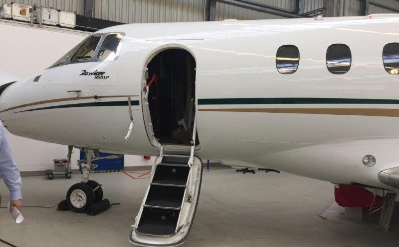 5 milioane de dolari, prețul de la care Banca Transilvania scoate la vânzare o aeronavă de lux