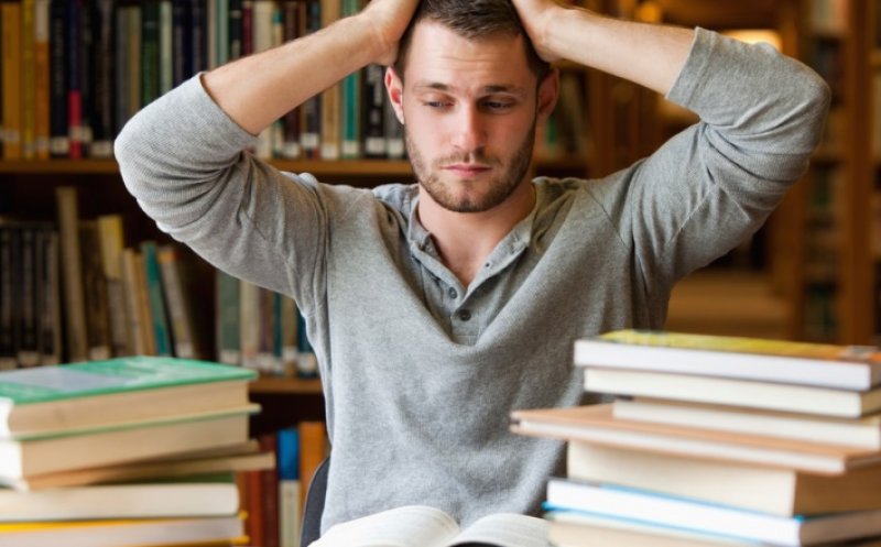 Studenții și frica de examene – Metode pentru a scăpa de stres și a reuși la examene