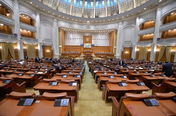 Ce fac politicienii de 1 Mai