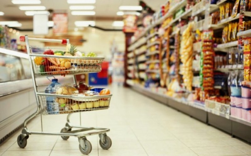 Patru din zece cumpărători români reclamă calitatea serviciilor sau produselor achiziţionate