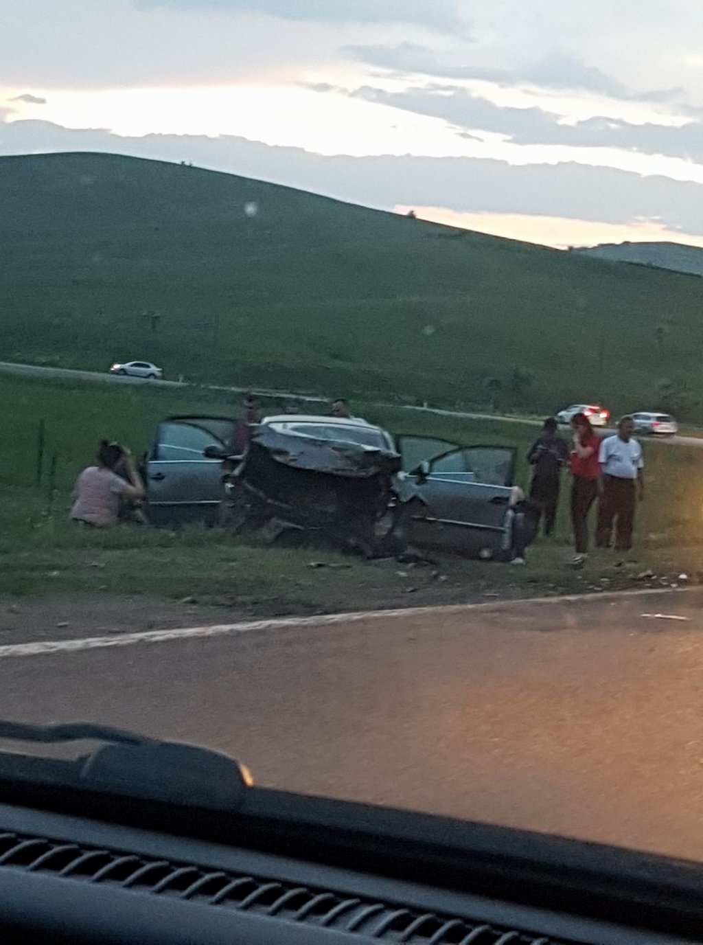 Accident mortal pe drumul Apahida-Reghin. O persoană a murit, alte 5 au fost rănite