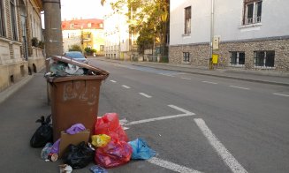 "Celălalt Cluj". Oraşul în care gunoaiele zac abandonate în stradă