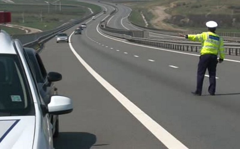 14 şoferi, rămaşi fără permise pe autostrada de lângă Cluj. Cea mai mare viteză înregistrată: 218 km/h
