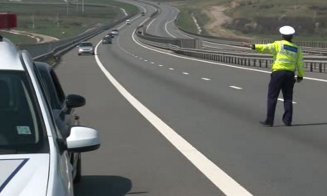 14 şoferi, rămaşi fără permise pe autostrada de lângă Cluj. Cea mai mare viteză înregistrată: 218 km/h