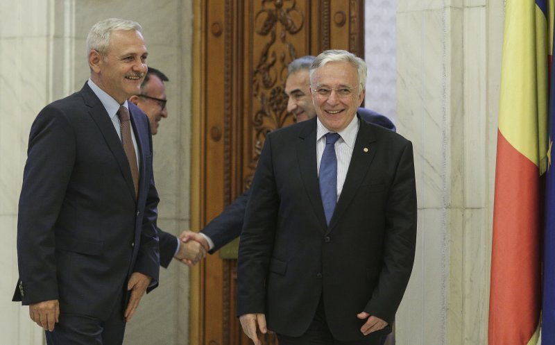 Isărescu: „Dânşii spun ce vrea votul popular, noi arătăm, cu cifre, cât poate da economia”
