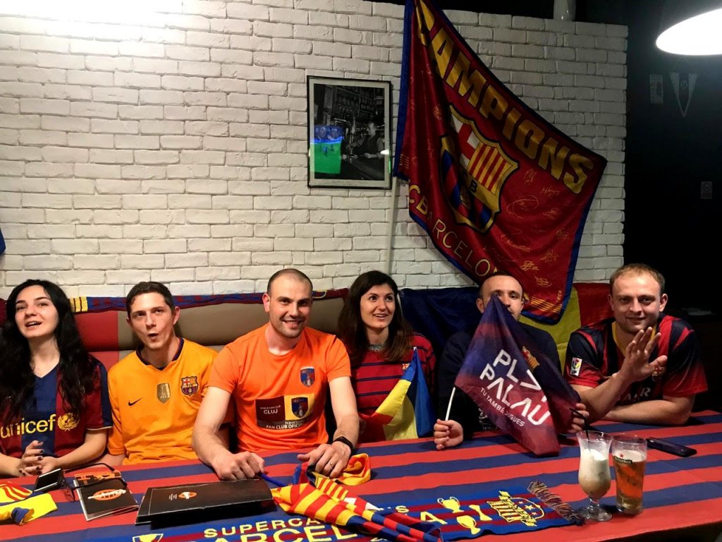Barcelona are fan club oficial la Cluj.  Legendele Barça joacă pe Cluj Arena cu “Generației de Aur” a României
