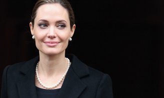 Angelina Jolie a atras toate privirile, de „Ziua Mamei”