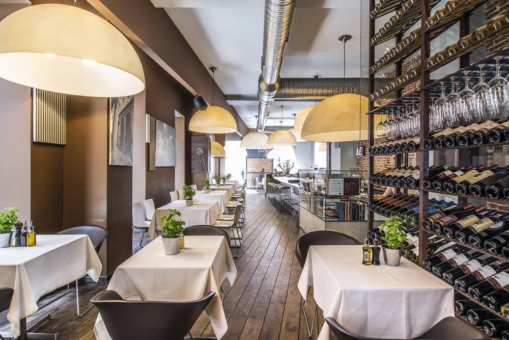 Verdictul unui prestigios ghid gastronomic. TOP 10 restaurante din Cluj, 2 sunt în clasamentul naţional