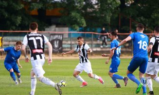 Avântul Reghin - "U" Cluj 0-4. Scorul ia proporţii