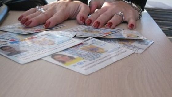 Staţia mobilă de preluare a imaginilor a Direcţiei Judeţene de Evidenţă a Persoanelor Cluj se deplasează luni 21 mai la Tritenii de jos