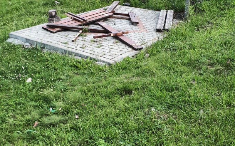 Primarul din Florești, mesaj dur către cetățeni: "Nu pot să cred că printre noi pot viețui asemenea ANIMALE"