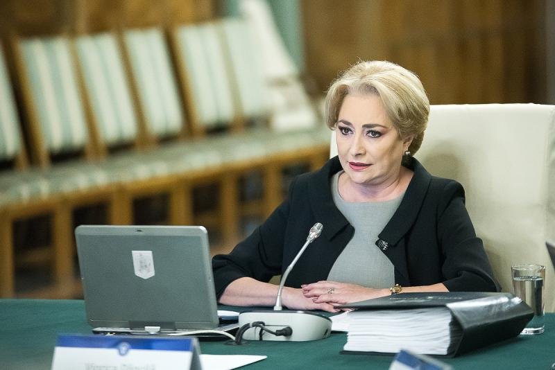 Dăncilă: Pilonul II de pensii nu se va desfiinţa