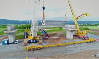 Imagini spectaculoase, din dronă, cu instalarea grinzilor pe podul Gilău. Cât vor dura lucrările