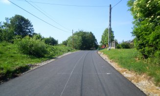 Au fost finalizate lucrările de asfaltare pe drumul județean din Tureni